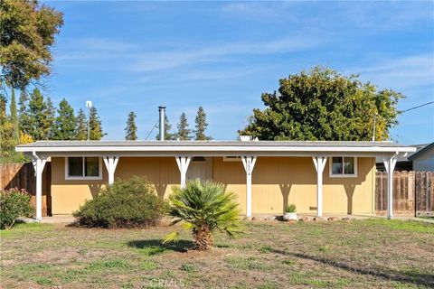 Photo of 5574 California St, Chico, CA 95973 (MLS # SN25246502) Photo of 5574 California St, Chico, CA 95973 (MLS # SN25246502)