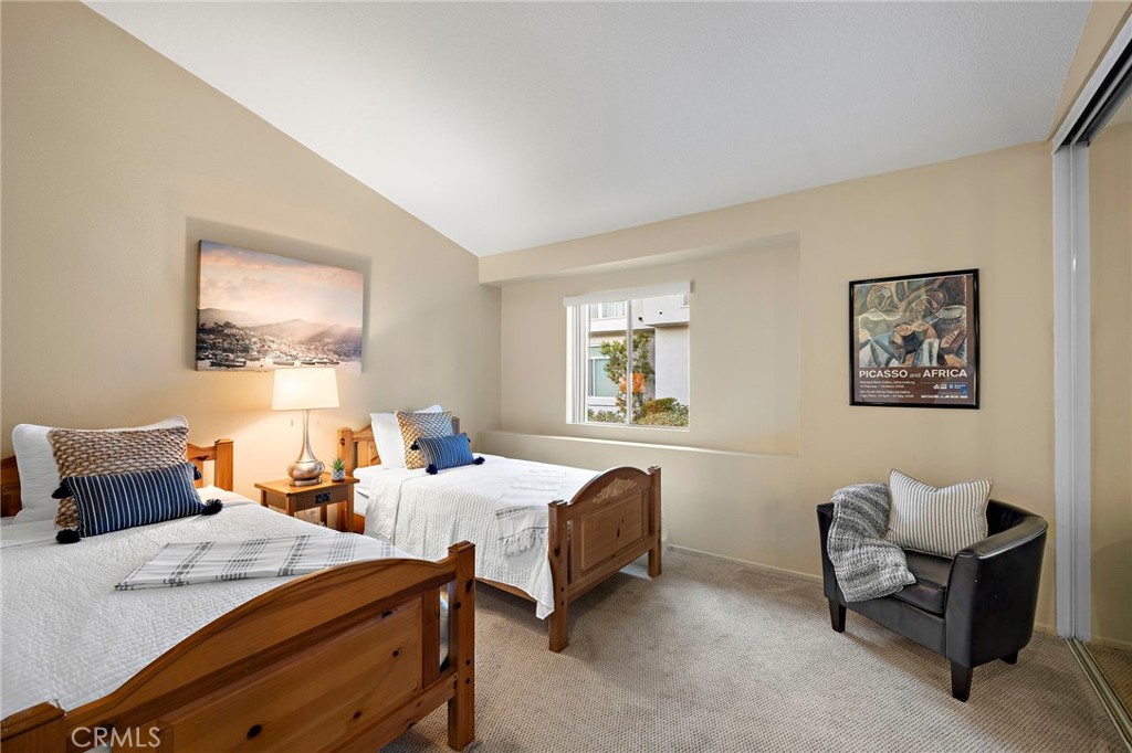 La Vista (LVIS) - Residential