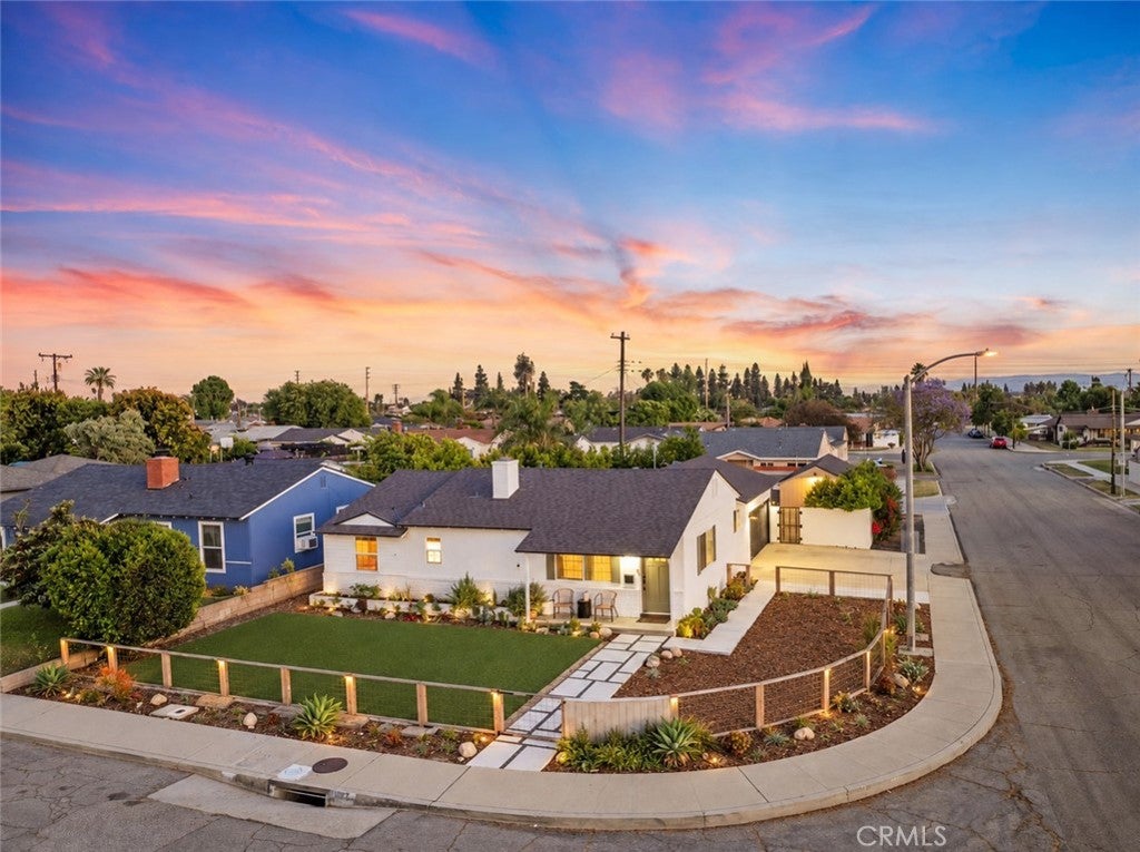 1802 Russell Place