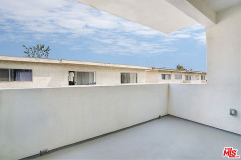 Tiny photo for 1832 S Barrington Avenue #202, Los Angeles, CA 90025 (MLS # 25616907)