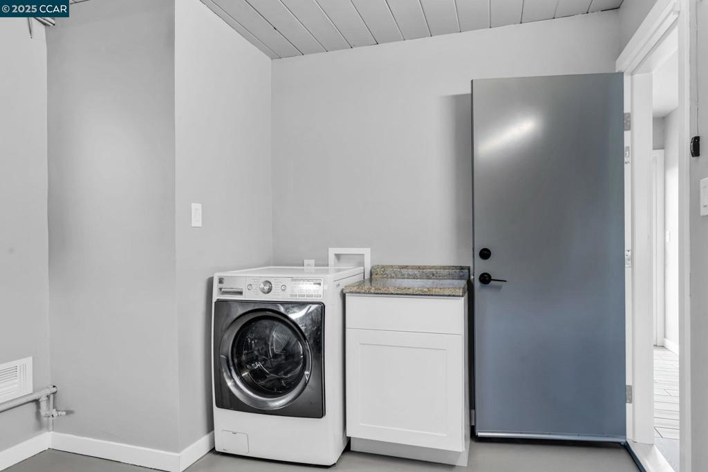 PARCHESTER VLG - Residential