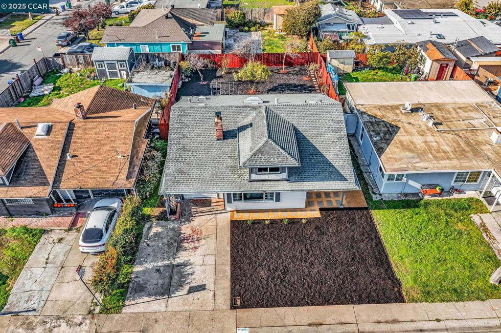 PARCHESTER VLG - Residential