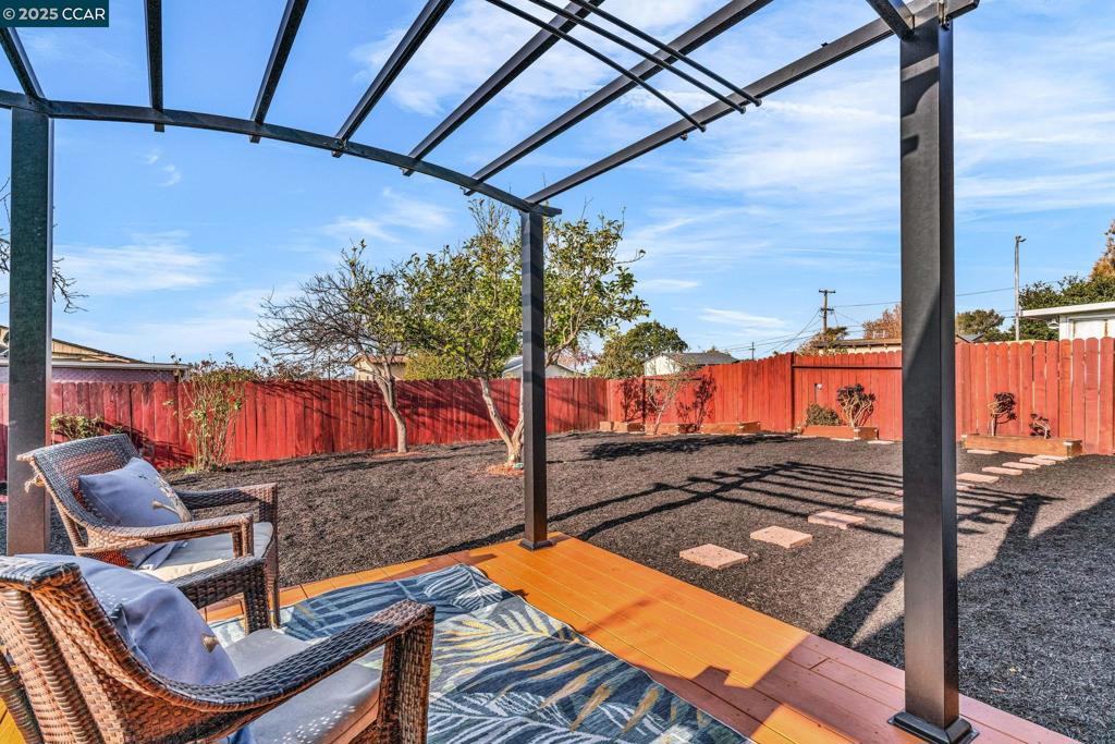 PARCHESTER VLG - Residential