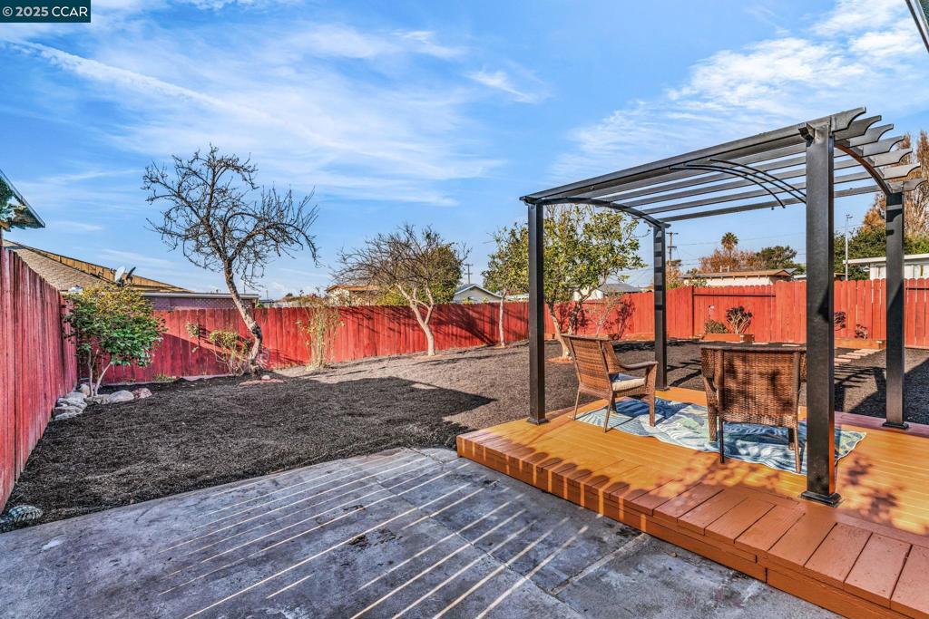 PARCHESTER VLG - Residential