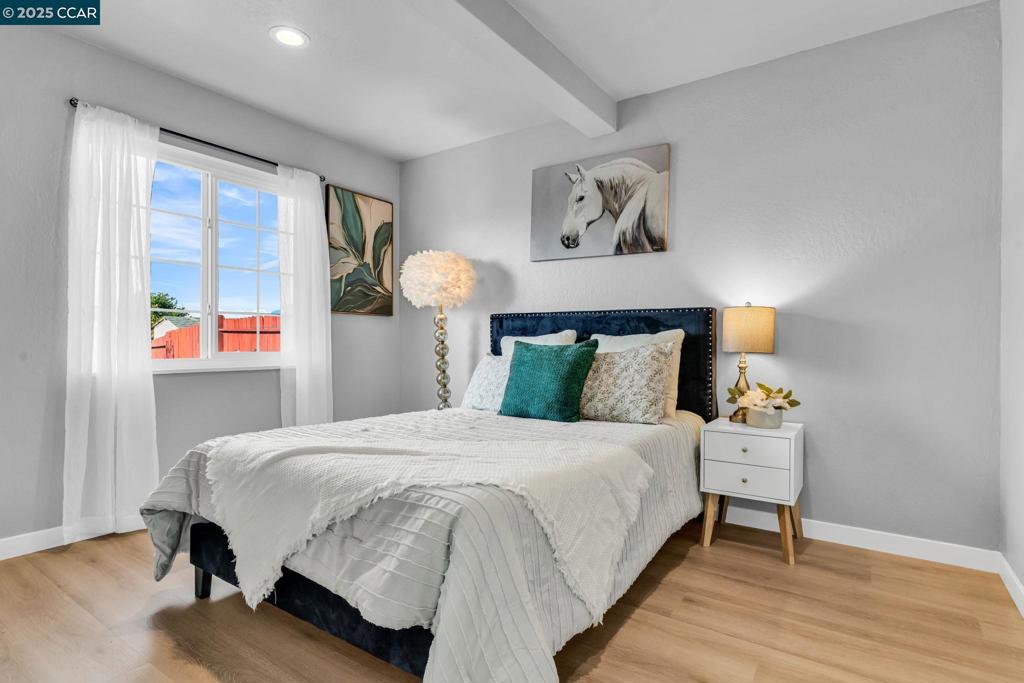 PARCHESTER VLG - Residential