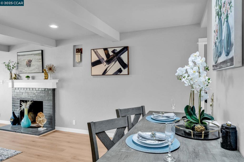 PARCHESTER VLG - Residential