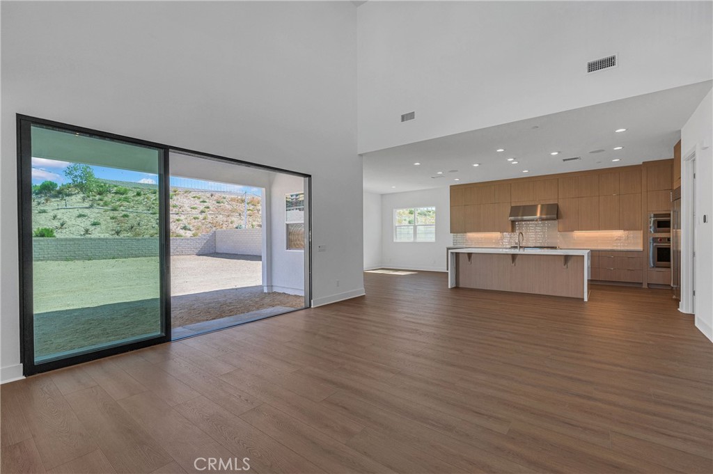 Skylar (SKYLAR5P) - Residential Lease