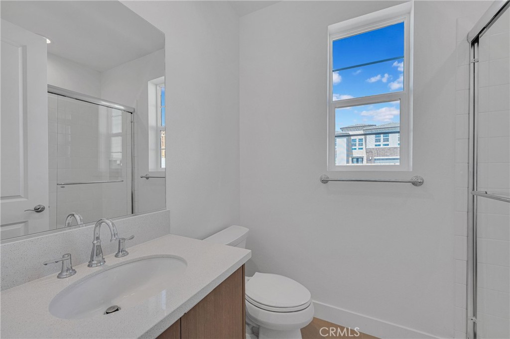 Skylar (SKYLAR5P) - Residential Lease