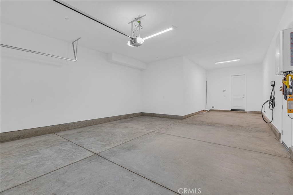 Skylar (SKYLAR5P) - Residential Lease