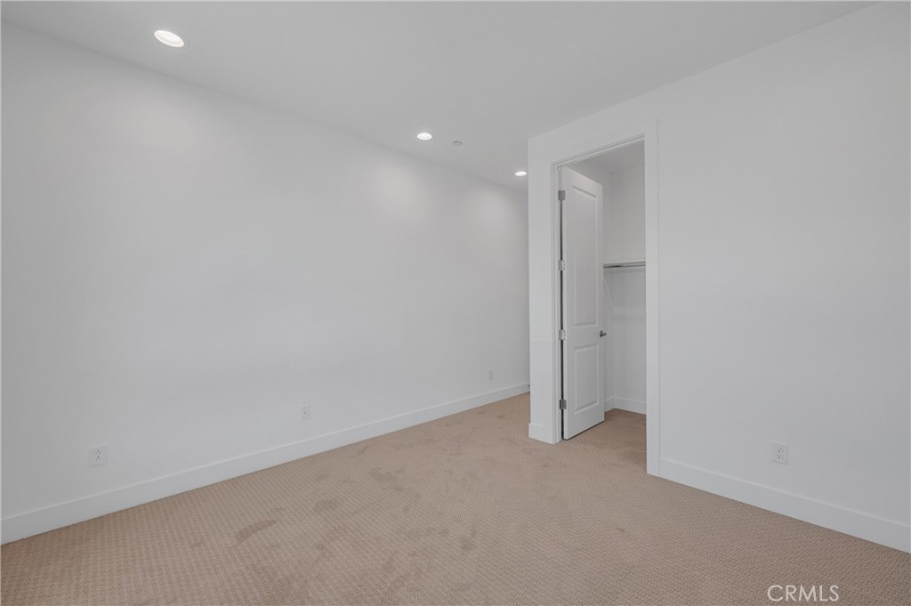 Skylar (SKYLAR5P) - Residential Lease