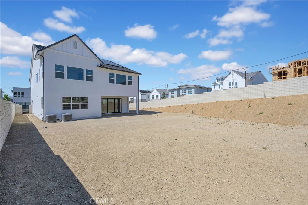 Skylar (SKYLAR5P) - Residential Lease