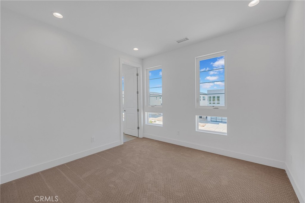 Skylar (SKYLAR5P) - Residential Lease