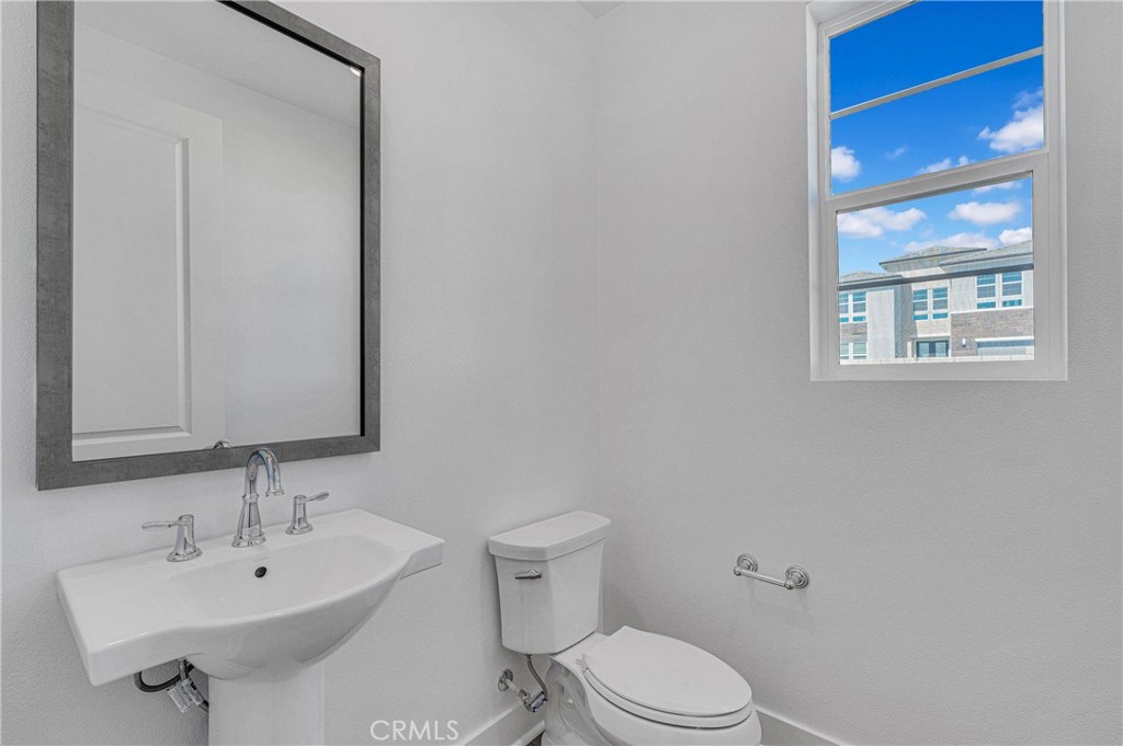 Skylar (SKYLAR5P) - Residential Lease