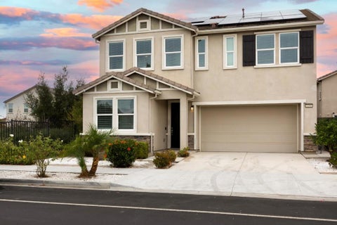 Photo of 1260 Central Avenue, Hollister, CA 95023 (MLS # ML82059497)