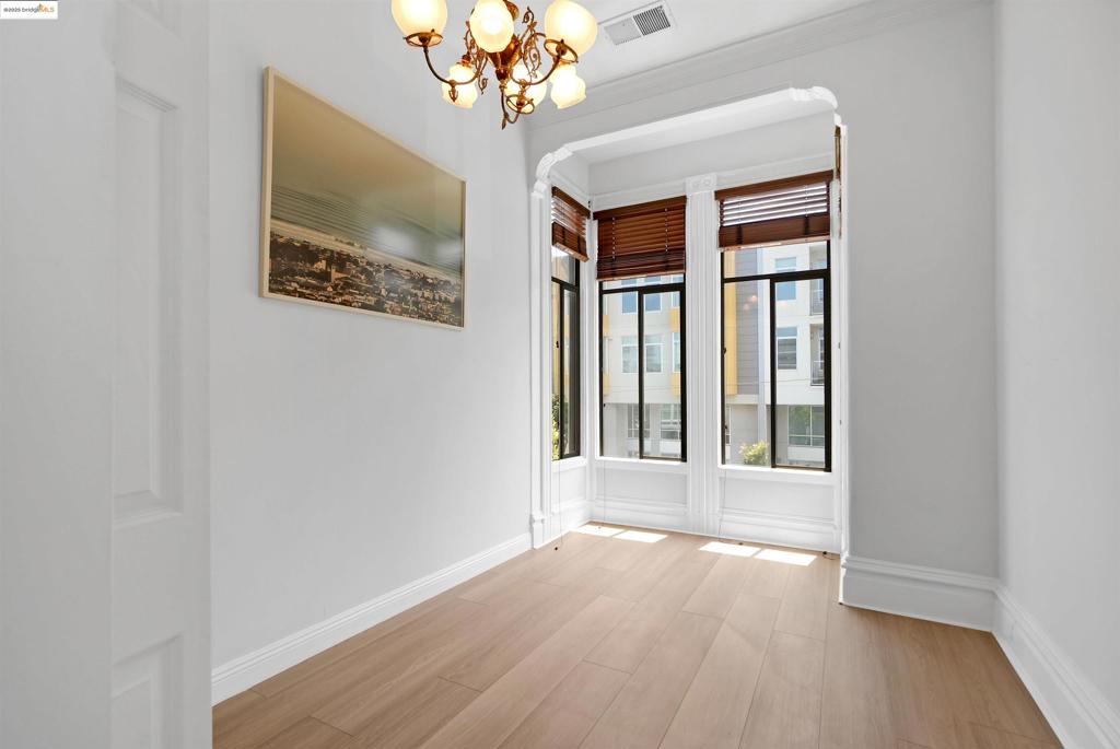 LOWER PAC HTS - Residential Income