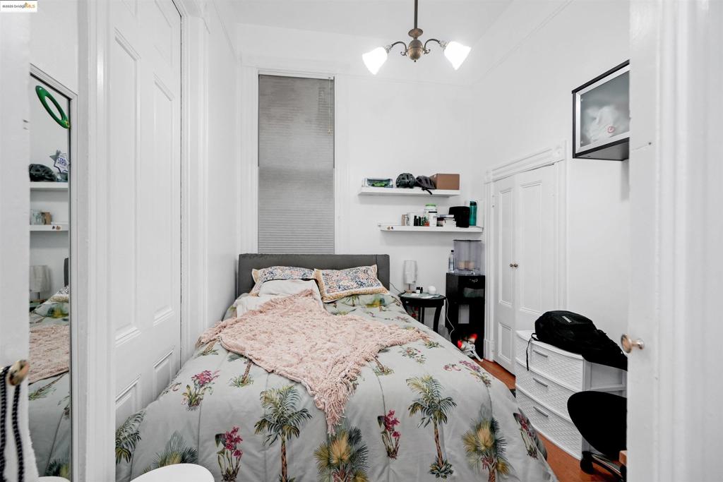 LOWER PAC HTS - Residential Income
