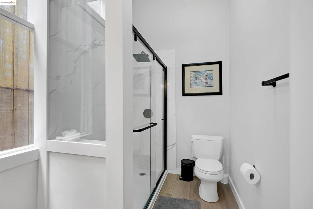 LOWER PAC HTS - Residential Income