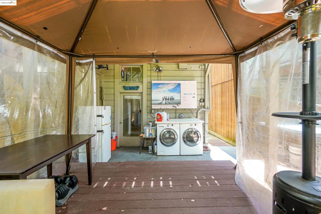 LOWER PAC HTS - Residential Income