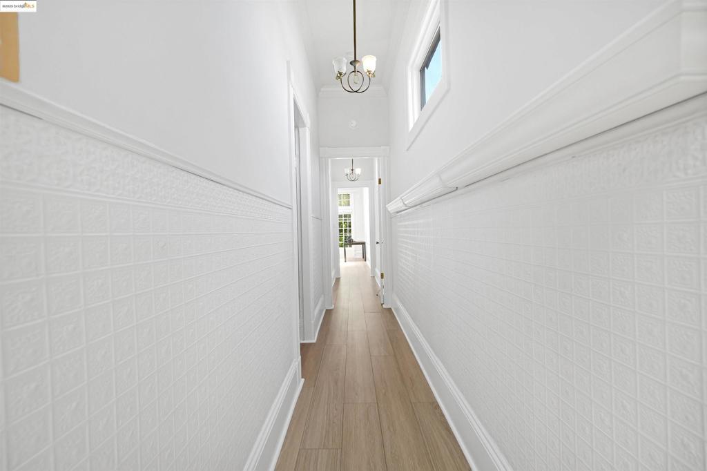 LOWER PAC HTS - Residential Income