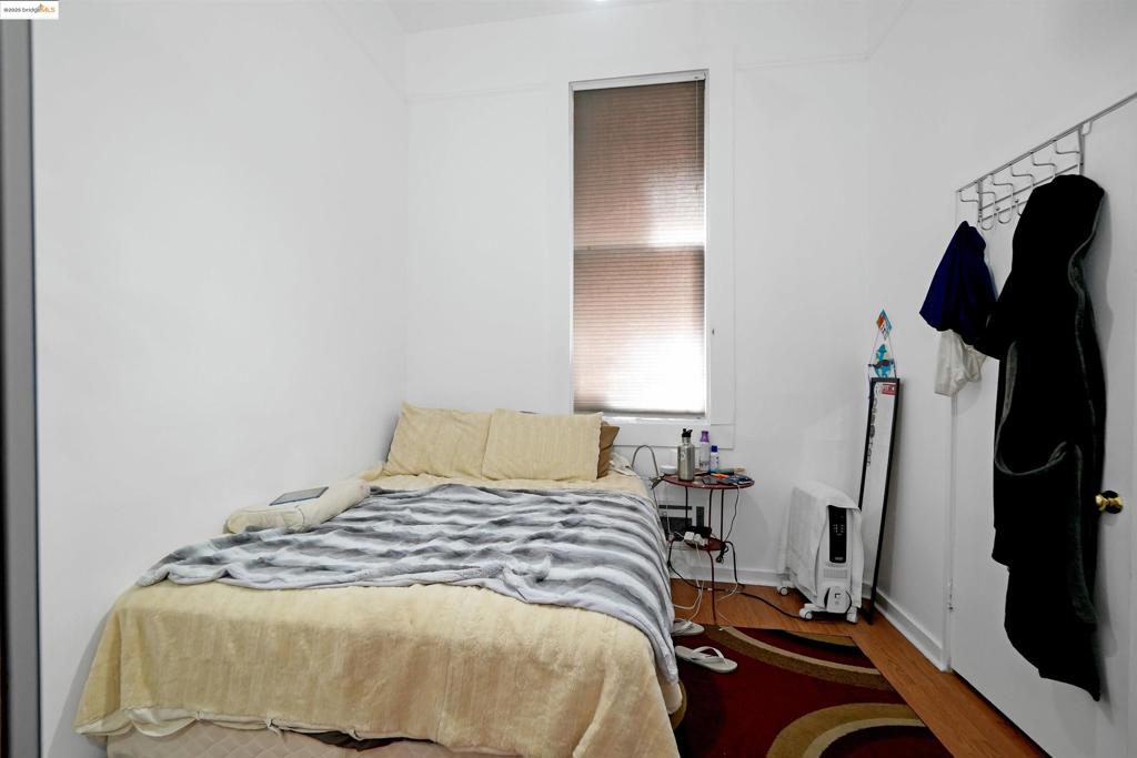 LOWER PAC HTS - Residential Income