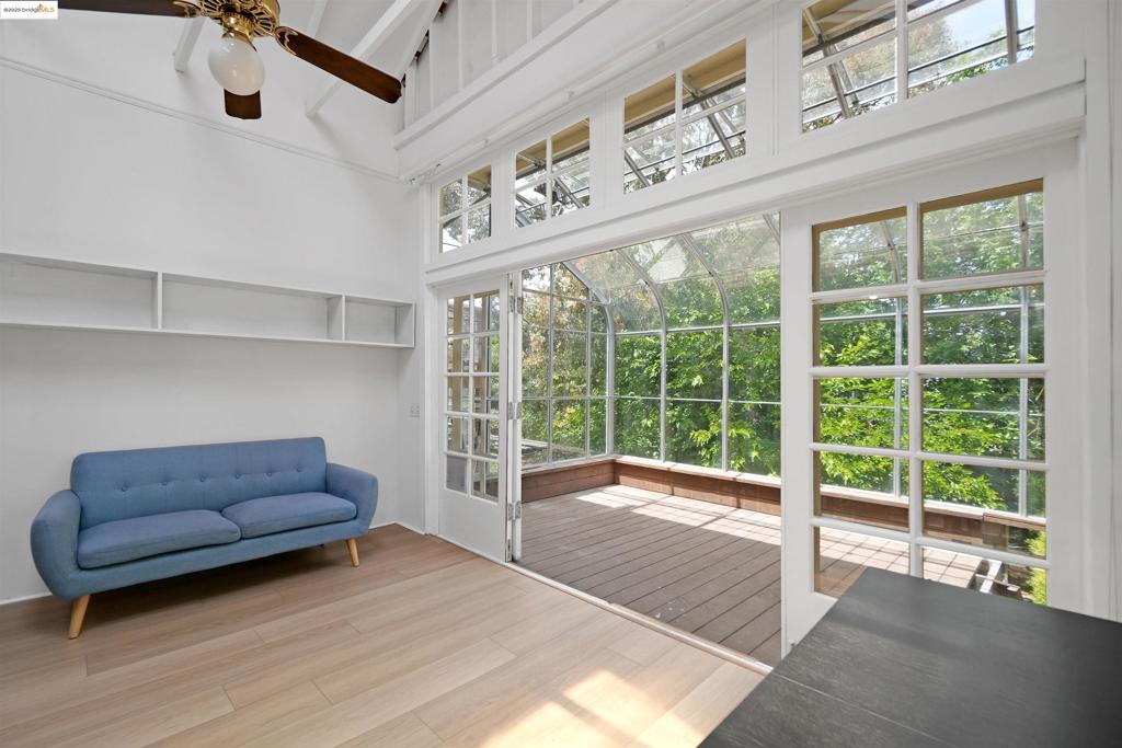 LOWER PAC HTS - Residential Income