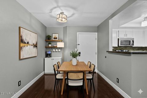 Photo of 22100 Burbank Boulevard #348e, Woodland Hills, CA 91367 (MLS # 225004382)