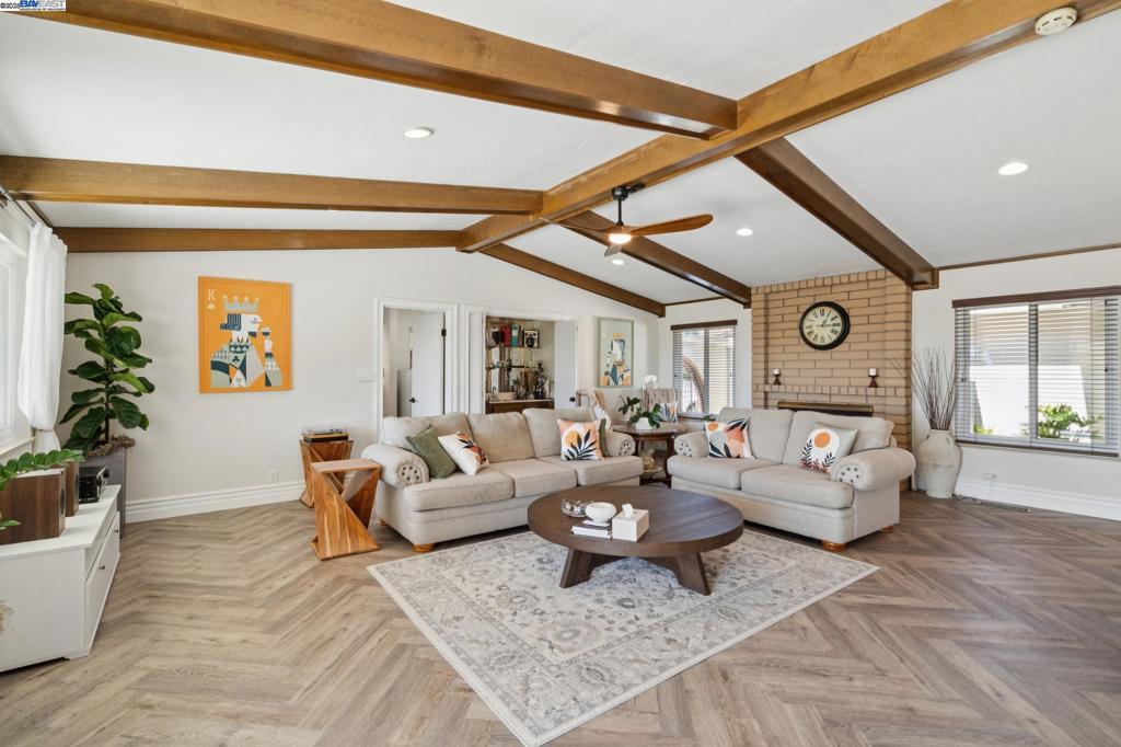 GREENRIDGE - Residential