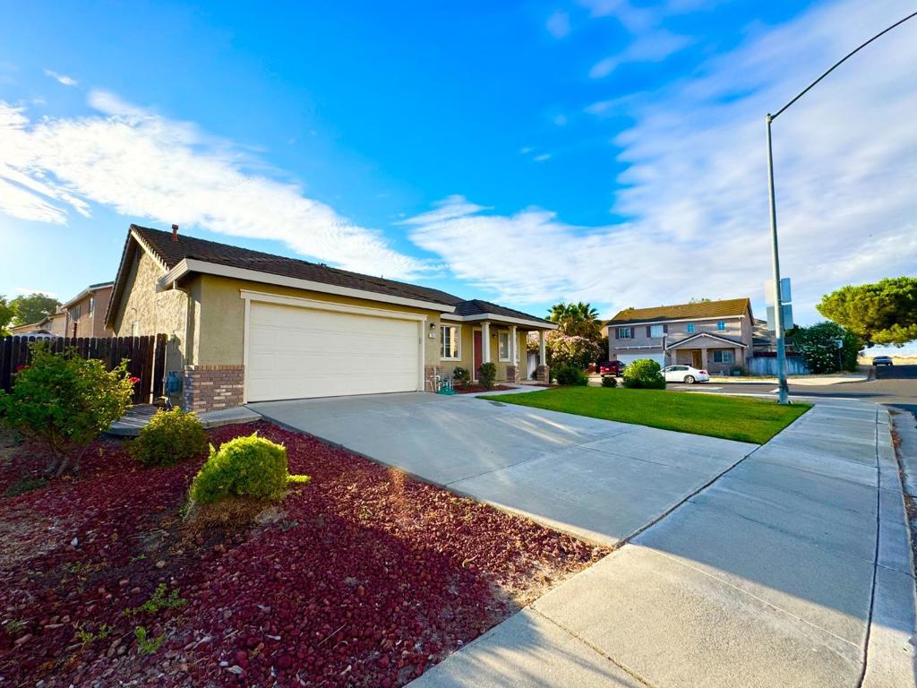 3960 Regatta Drive