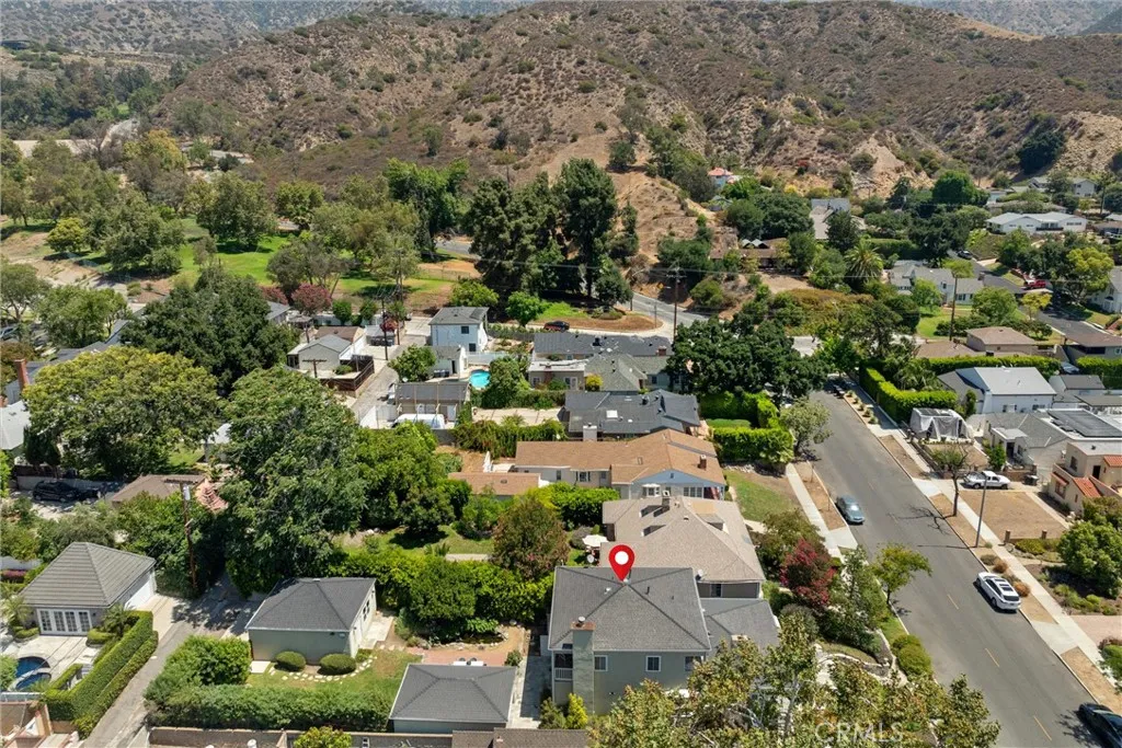 Burbank, California 91501, United States, 4 Bedrooms Bedrooms, ,5 BathroomsBathrooms,Residential,Active,183926