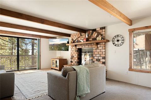 Photo of 30951 Glen Oak Dr, Running Springs, CA 92382 (MLS # IG25244337)