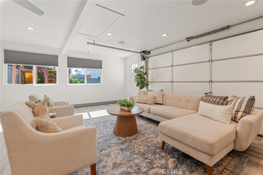 The San Strets - Residential