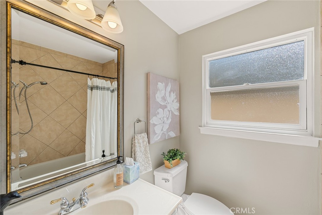 The San Strets - Residential