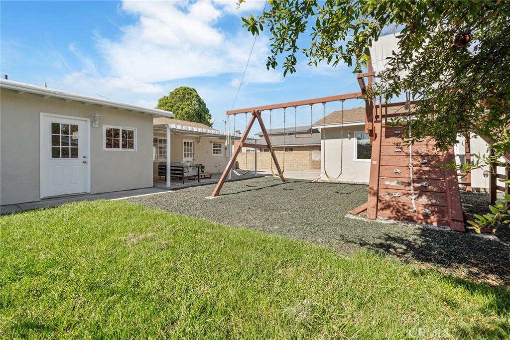 The San Strets - Residential