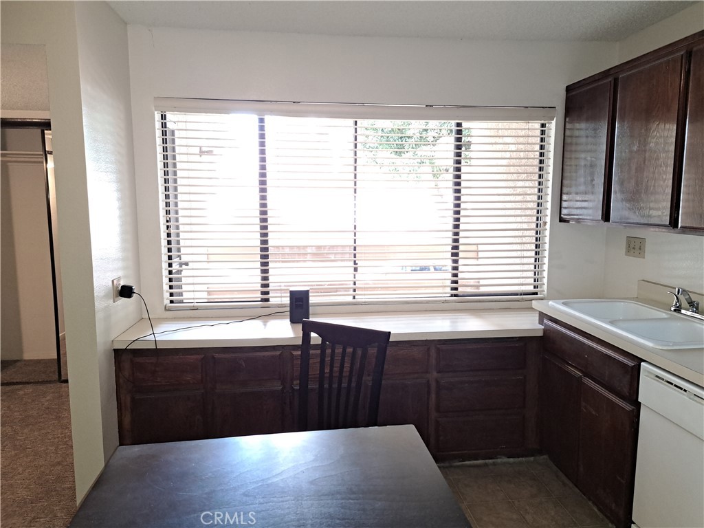 301 N Ford Avenue 228