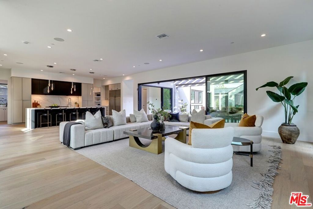 1246 Morningside Way