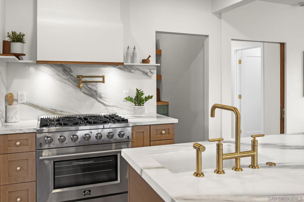 Hillcrest - Residential