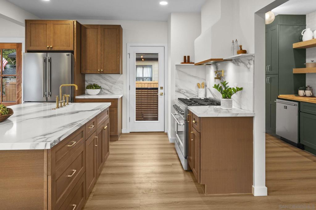 Hillcrest - Residential