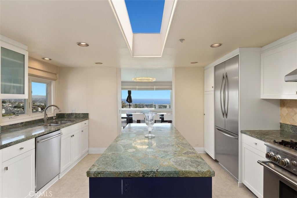 24448 Alta Vista Drive 21, Dana Point CA 92629 - Photo 11