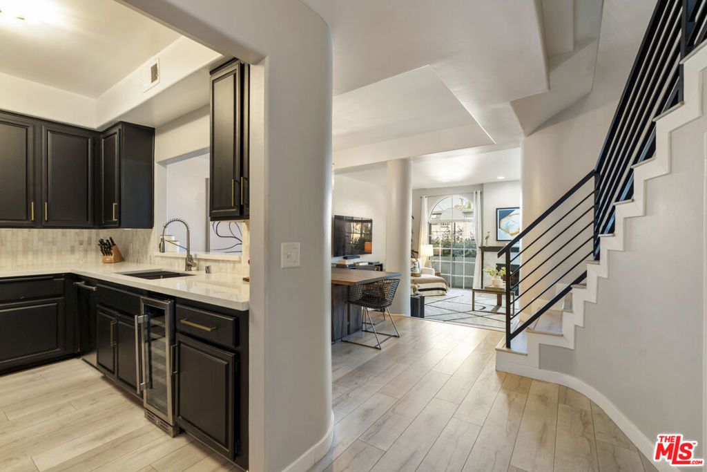 Photo of 5848 W Olympic Boulevard #102, Los Angeles, CA 90036 (MLS # 26675793)