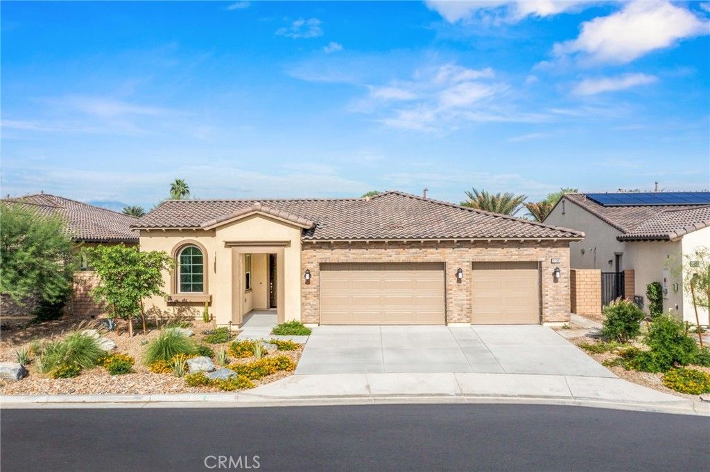Photo of 51581 Marquis Lane, La Quinta, CA 92253 (MLS # CV25238640)
