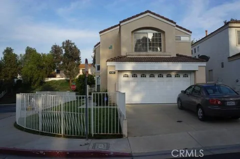 MLS: OC26205385