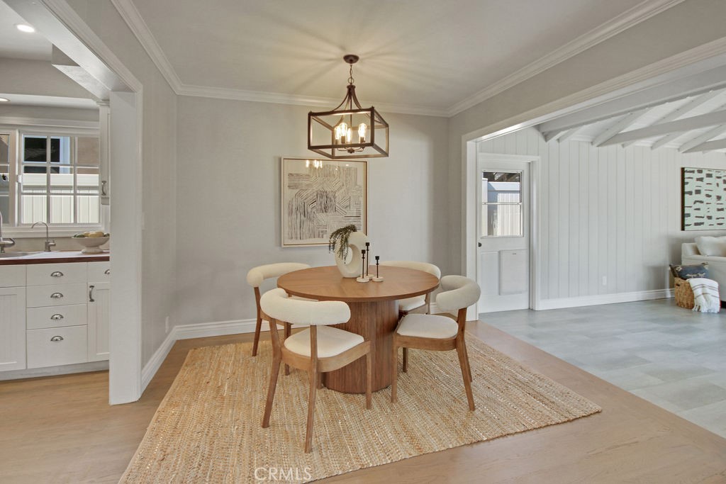 1006 N Cornell