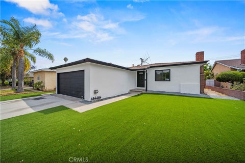 Photo of 9183 Beachy Avenue, Pacoima, CA 91331 (MLS # SR26190066)