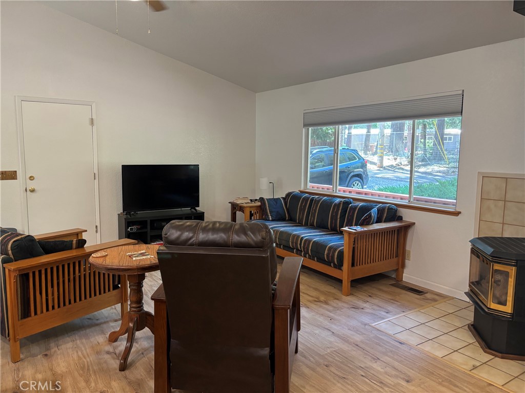Properties 3 6459 Grandview