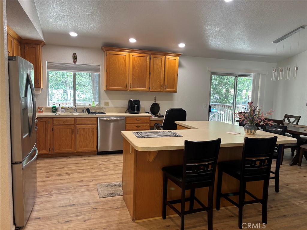 Properties 1 6459 Grandview