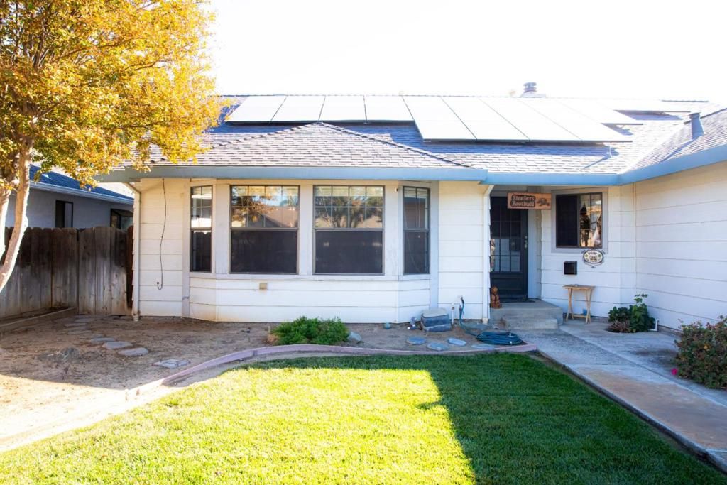 Photo of 2024 Princeton Court, Los Banos, CA 93635 (MLS # ML82026135)