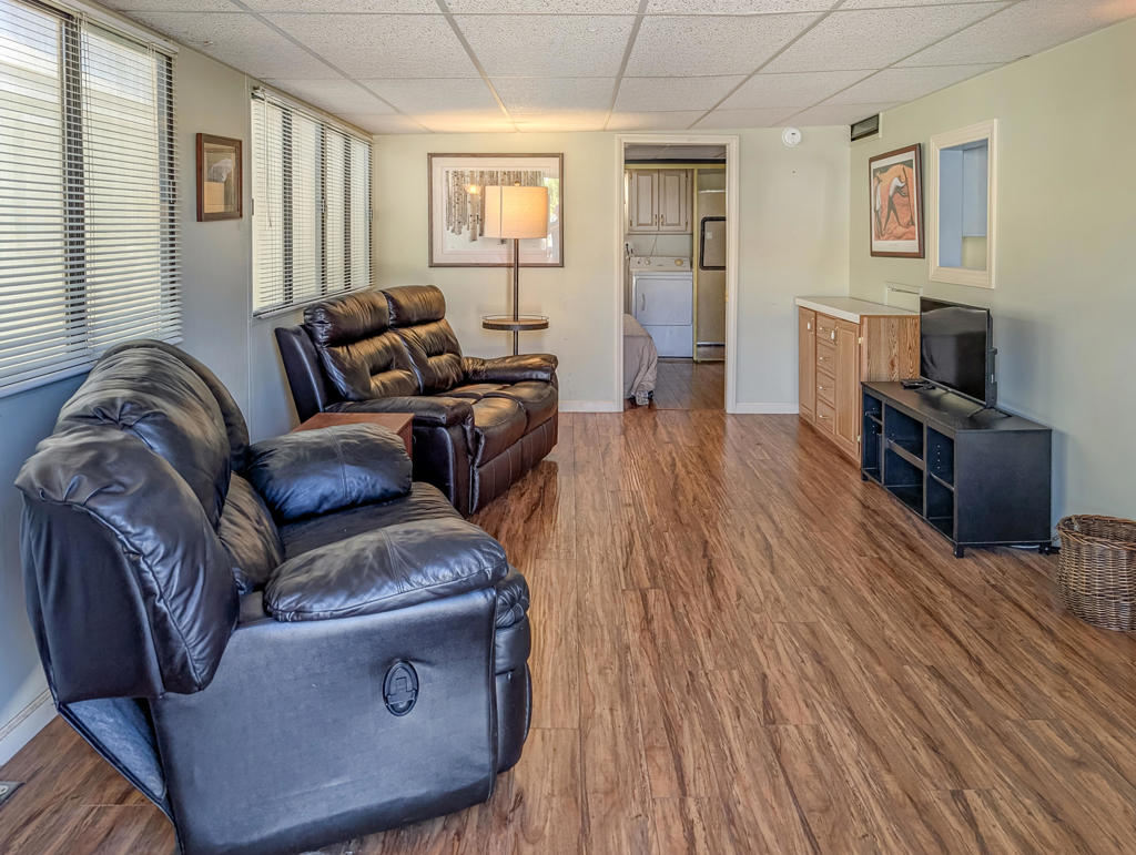 Not Applicable-1 - Manufactured In Park