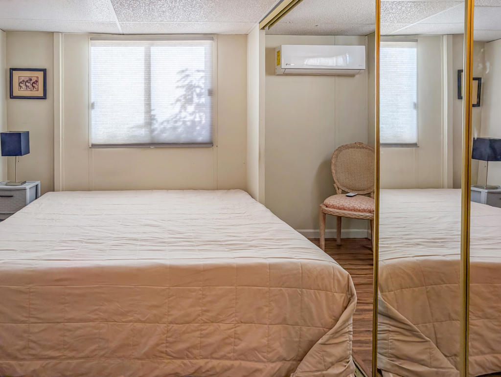 Not Applicable-1 - Manufactured In Park