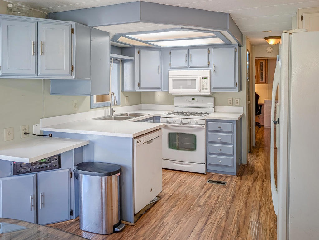 Not Applicable-1 - Manufactured In Park