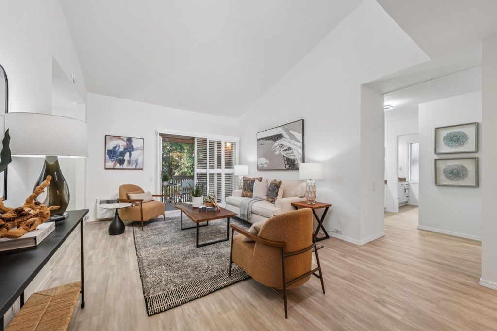 Photo of 175 Sierra Dr Dr #308, Walnut Creek, CA 94596 (MLS # 41123036)